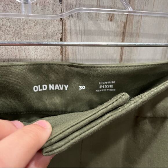 New Old Navy - High Rise Pixie Never Fade Green Ankle Pants Womens Plus 30 FLAW - Picture 7 of 10